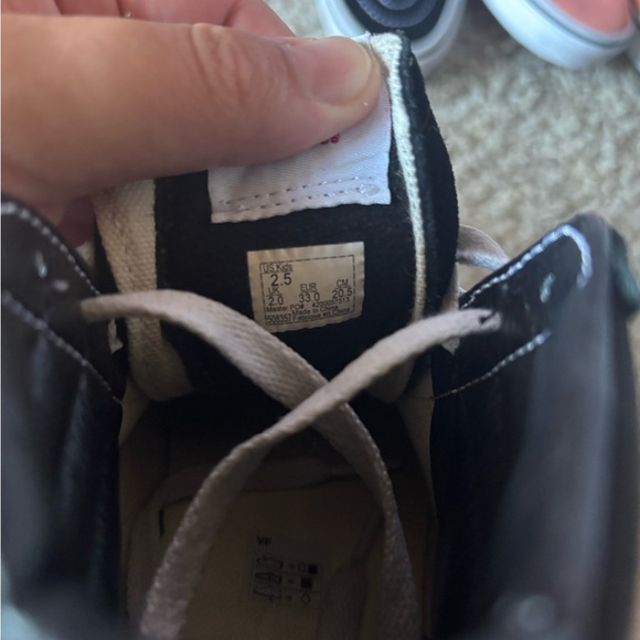 Women’s shoes bundle - Picture 3 of 6